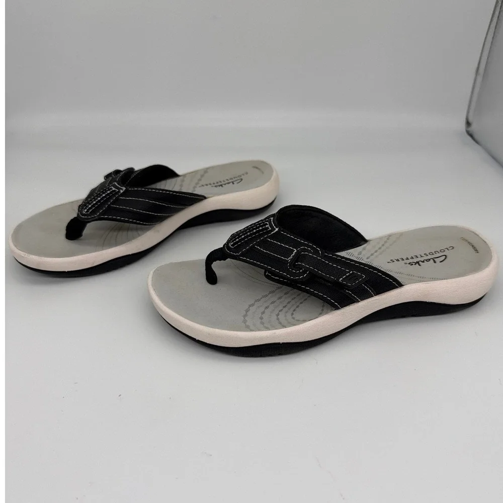Clarks Cloudsteppers Arla Glison Womens 6 Black Grey Thong Flip Flop Sandals‎
